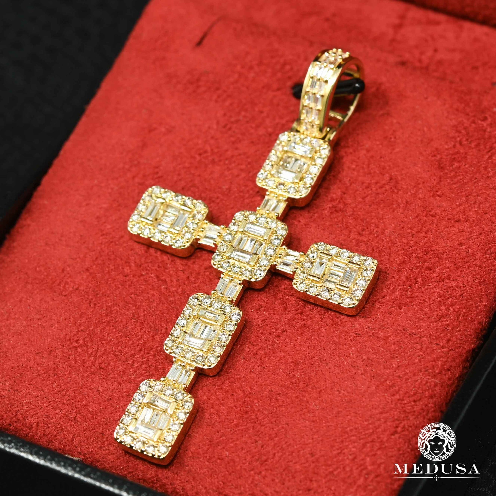 Pendentif à Diamants en Or 10K | Pendentif Croix Crystal D25 - Diamant Or Jaune