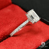 Bague à Diamants en Platine | Bague Fiançaille Solitaire D7 - 2.00CT Emerald Cut Platine